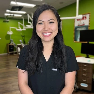 Laura Le Dentist